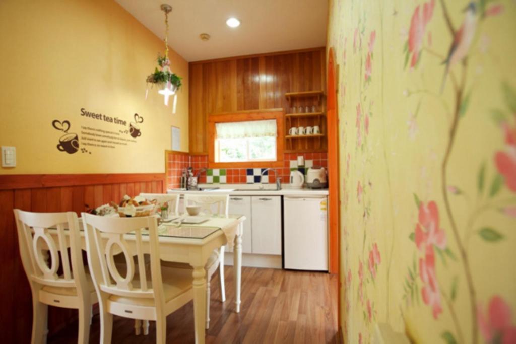 Gyeongju Jy Pension Room photo