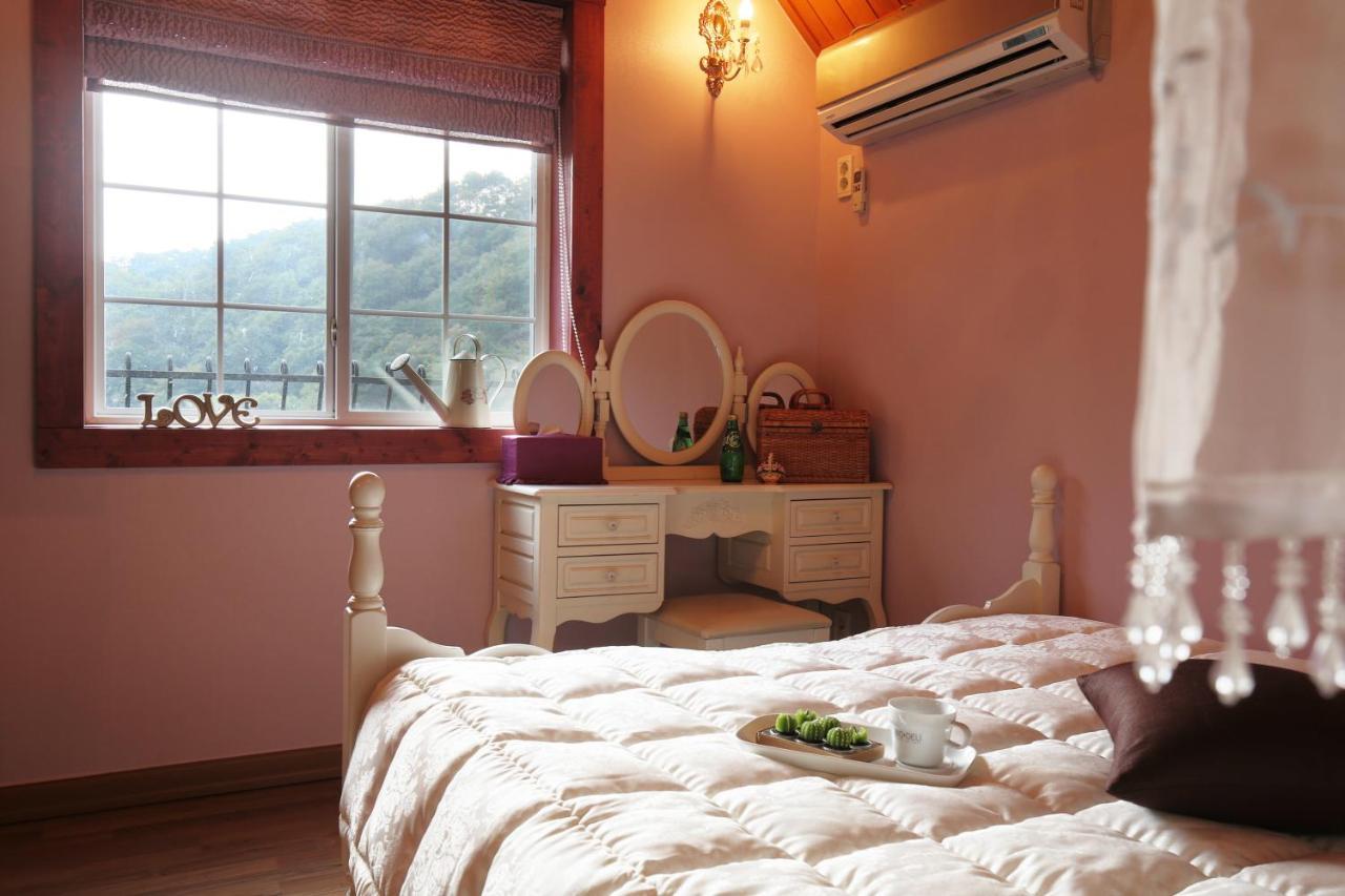 Gyeongju Jy Pension Exterior photo