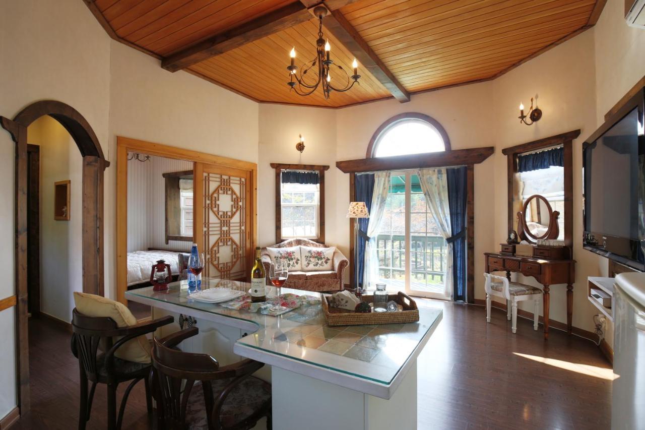 Gyeongju Jy Pension Exterior photo