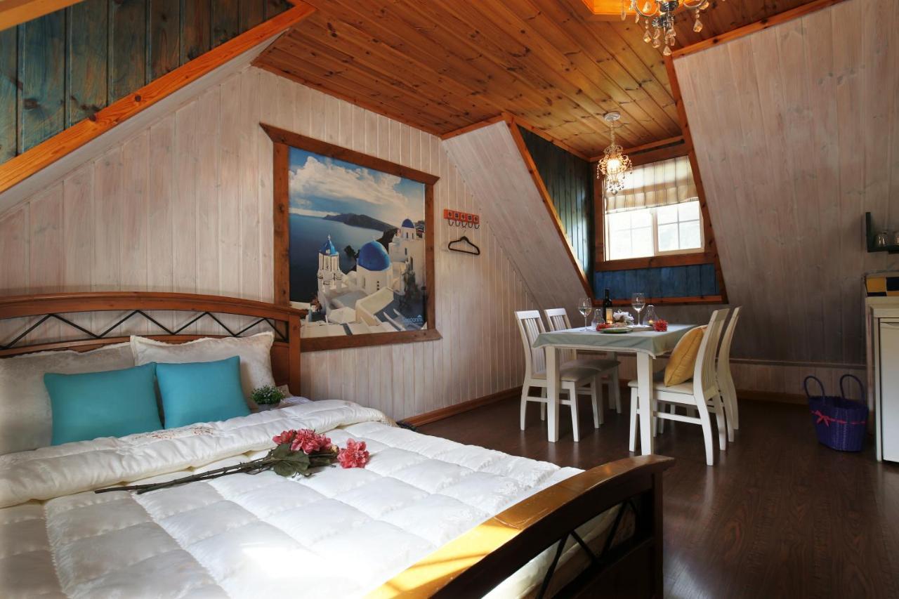 Gyeongju Jy Pension Room photo